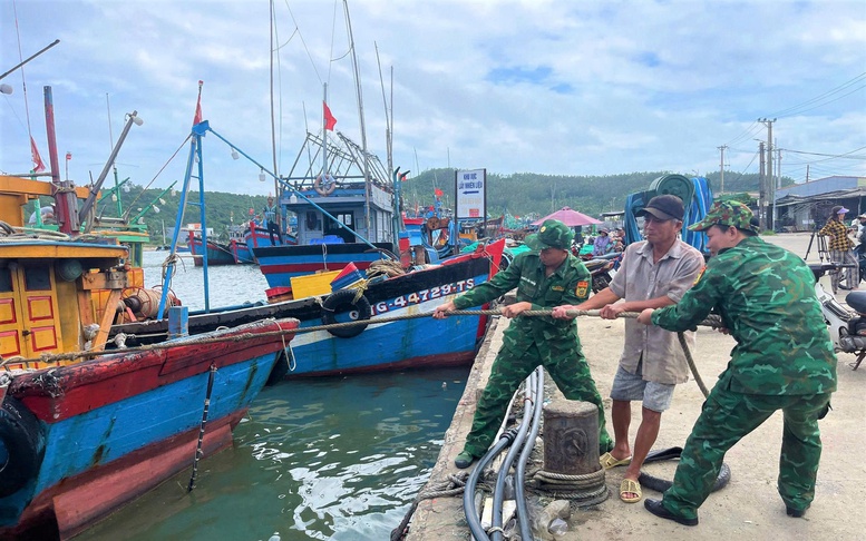 Quảng Ngãi: Toàn bộ hệ thống chính trị vào cuộc, tập trung toàn lực ứng phó bão số 13