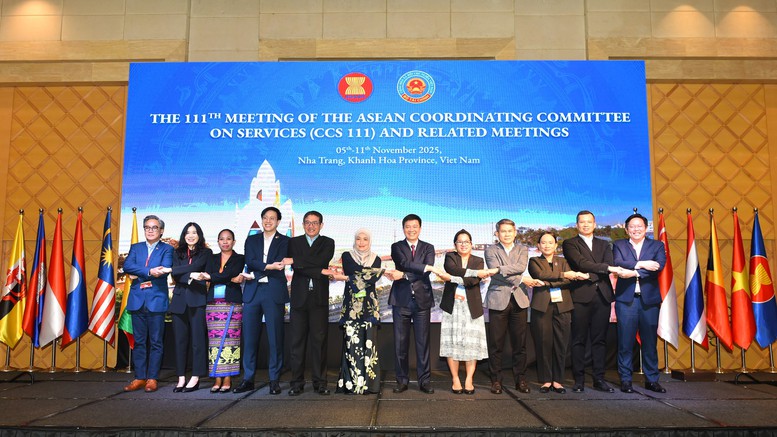 Thúc đẩy hội nhập và đổi mới trong lĩnh vực dịch vụ khu vực ASEAN- Ảnh 1. Thúc đẩy hội nhập và đổi mới trong lĩnh vực dịch vụ khu vực ASEAN- Ảnh 1.