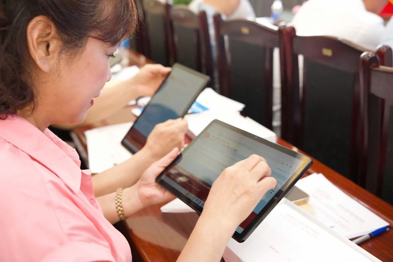 ĐẢNG TRONG KHÔNG GIAN SỐ - Bài 2: Chuyển đổi số và trách nhiệm của cán bộ, đảng viên trong thời đại mới- Ảnh 4.