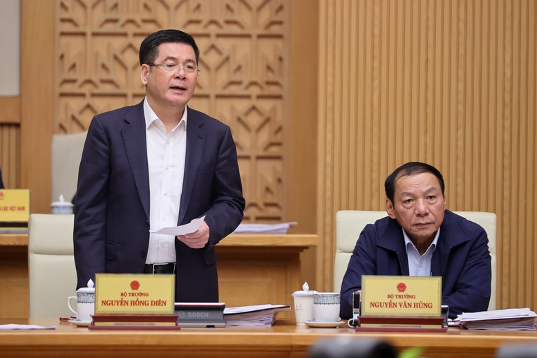 Thủ tướng: Tốc độ tăng GDP quý IV phải đạt trên 8,4%- Ảnh 5. Thủ tướng: Tốc độ tăng GDP quý IV phải đạt trên 8,4%- Ảnh 5.