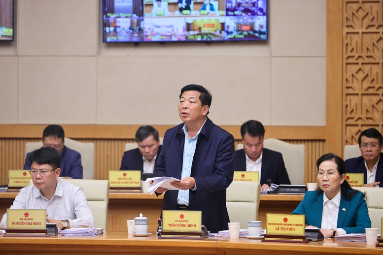 Thủ tướng: Tốc độ tăng GDP quý IV phải đạt trên 8,4%- Ảnh 8. Thủ tướng: Tốc độ tăng GDP quý IV phải đạt trên 8,4%- Ảnh 8.