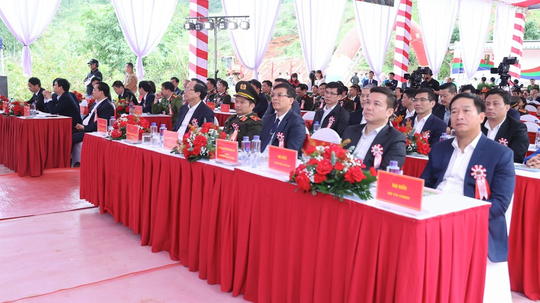 Khởi công Trường nội trú xã Lóng Sập - vun đắp tương lai từ vùng biên Tổ quốc- Ảnh 1.