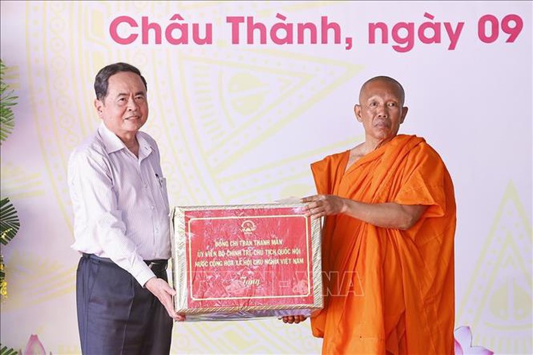 Chủ tịch Quốc hội Trần Thanh Mẫn dự Ngày hội Đại đoàn kết toàn dân tộc tại Cần Thơ- Ảnh 5.