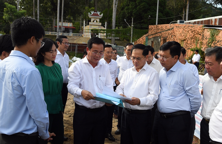 Phó Thủ tướng Bùi Thanh Sơn làm việc với Thường trực Tỉnh uỷ An Giang- Ảnh 3.