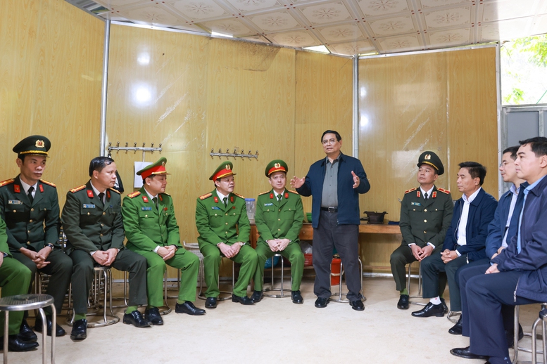 Thủ tướng đề nghị xây dựng "xã không tội phạm" tại vùng biên giới- Ảnh 1. Thủ tướng đề nghị xây dựng "xã không tội phạm" tại vùng biên giới- Ảnh 1.