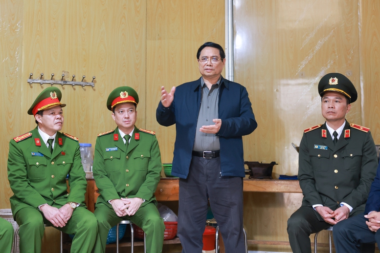 Thủ tướng đề nghị xây dựng "xã không tội phạm" tại vùng biên giới- Ảnh 2. Thủ tướng đề nghị xây dựng "xã không tội phạm" tại vùng biên giới- Ảnh 2.