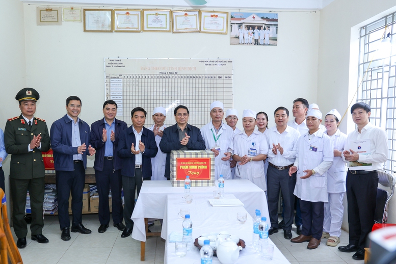 Thủ tướng đề nghị xây dựng "xã không tội phạm" tại vùng biên giới- Ảnh 5. Thủ tướng đề nghị xây dựng "xã không tội phạm" tại vùng biên giới- Ảnh 5.