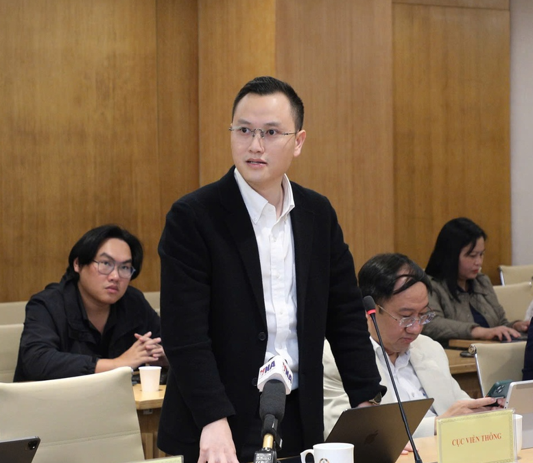 Nâng mức sẵn sàng thông tin liên lạc trong bão lũ- Ảnh 1. Nâng mức sẵn sàng thông tin liên lạc trong bão lũ- Ảnh 1.