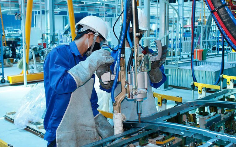 Xác định thời điểm áp dụng danh mục nghề nặng nhọc, độc hại, nguy hiểm