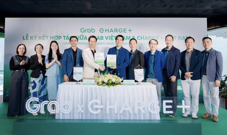 Grab Việt Nam và Charge+ hợp tác phát triển trạm sạc xe điện - Ảnh 1. Grab Việt Nam và Charge+ hợp tác phát triển trạm sạc xe điện - Ảnh 1.