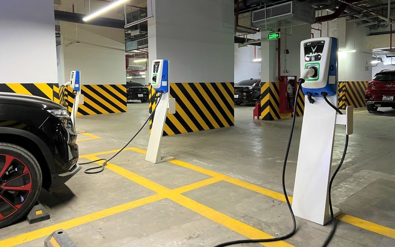 Bổ sung quy chuẩn an toàn với chung cư có lắp trạm sạc xe điện