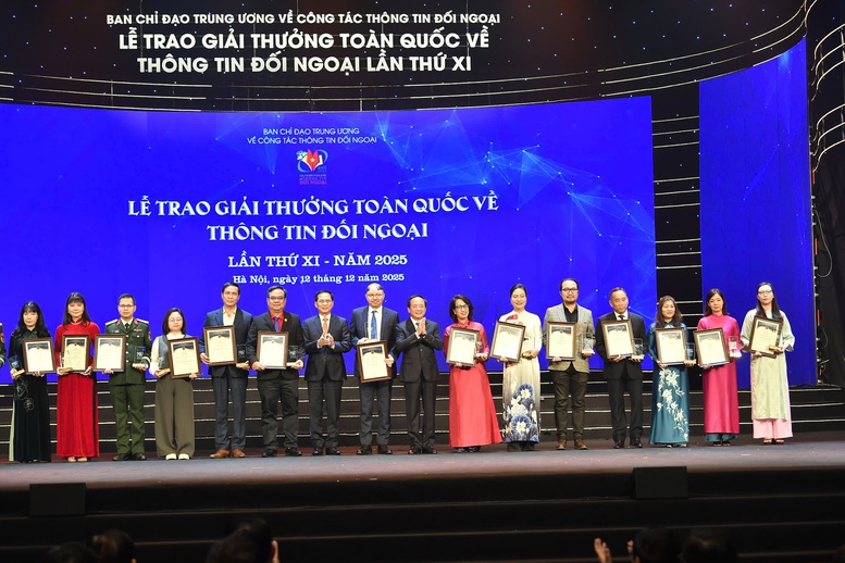 Thủ tướng: Thông tin đối ngoại là một thành tố chiến lược trong tổng thể sức mạnh mềm quốc gia- Ảnh 5. Thủ tướng: Thông tin đối ngoại là một thành tố chiến lược trong tổng thể sức mạnh mềm quốc gia- Ảnh 5.