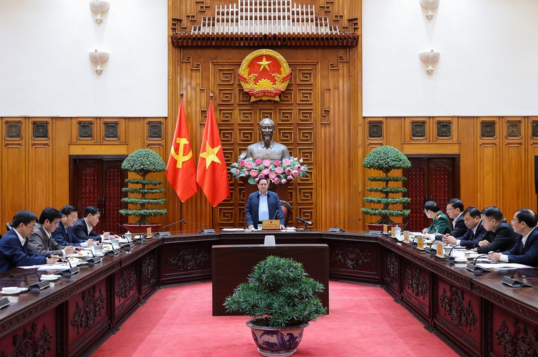 Thủ tướng: Chậm nhất tới 31/12 phải khôi phục nhà ở an toàn cho 12 hộ dân tại Khe Sanh (Quảng Trị)- Ảnh 1.