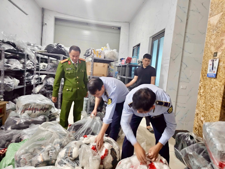 Ứng dụng công nghệ truy quét hàng giả, hàng nhái trên sàn thương mại điện tử- Ảnh 1. Ứng dụng công nghệ truy quét hàng giả, hàng nhái trên sàn thương mại điện tử- Ảnh 1.