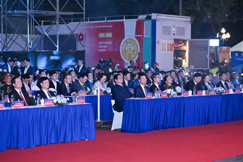 Thủ tướng: Phát triển năng lực công nghệ trong nước là con đường tất yếu- Ảnh 1. Thủ tướng: Phát triển năng lực công nghệ trong nước là con đường tất yếu- Ảnh 1.