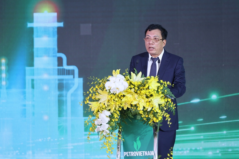 Thủ tướng khánh thành nhà máy điện LNG đầu tiên của Việt Nam – dự án kiểu mẫu, tiêu biểu về nhiều mặt- Ảnh 15. Thủ tướng khánh thành nhà máy điện LNG đầu tiên của Việt Nam – dự án kiểu mẫu, tiêu biểu về nhiều mặt- Ảnh 15.