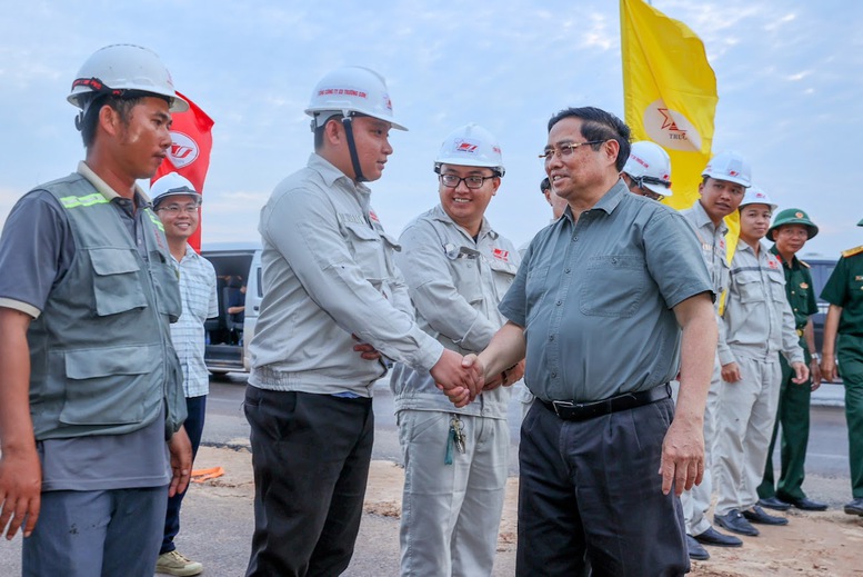 Thủ tướng: Sân bay Long Thành sẽ đón chuyến bay chính thức đầu tiên vào 19/12- Ảnh 15. Thủ tướng: Sân bay Long Thành sẽ đón chuyến bay chính thức đầu tiên vào 19/12- Ảnh 15.