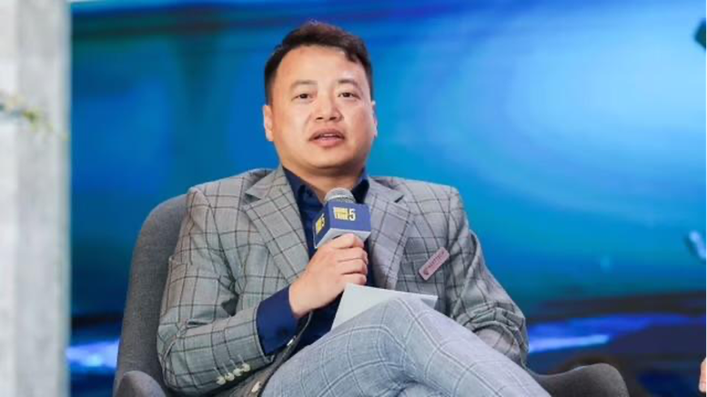 'Shark' Bình bị khởi tố thêm tội trốn thuế- Ảnh 1. 'Shark' Bình bị khởi tố thêm tội trốn thuế- Ảnh 1.