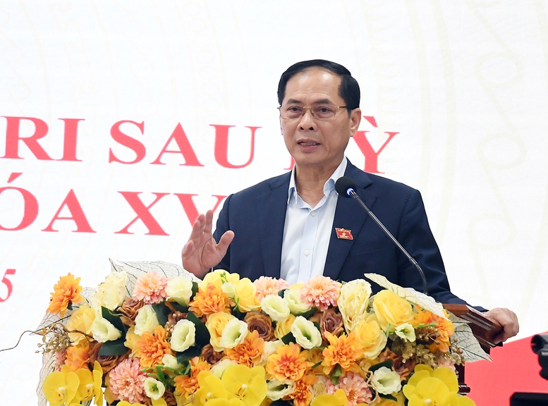 Phó Thủ tướng Bùi Thanh Sơn chia sẻ với cử tri Phú Thọ về những dấu ấn nổi bật nhiệm kỳ 2021-2025- Ảnh 3. Phó Thủ tướng Bùi Thanh Sơn chia sẻ với cử tri Phú Thọ về những dấu ấn nổi bật nhiệm kỳ 2021-2025- Ảnh 3.