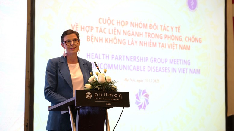 Trưởng Đại diện WHO tại Việt Nam: Ngành y tế không thể đơn độc giải quyết bệnh không lây nhiễm- Ảnh 2. Trưởng Đại diện WHO tại Việt Nam: Ngành y tế không thể đơn độc giải quyết bệnh không lây nhiễm- Ảnh 2.