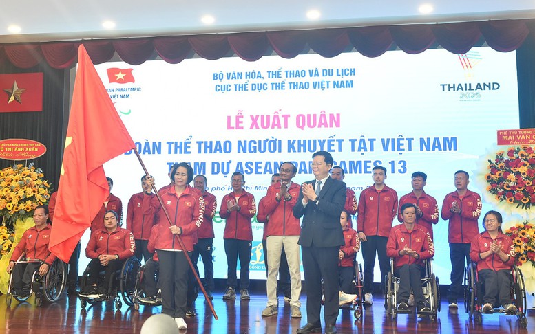 Lễ xuất quân của Đoàn Thể thao người khuyết tật Việt Nam tham dự ASEAN Para Games 13