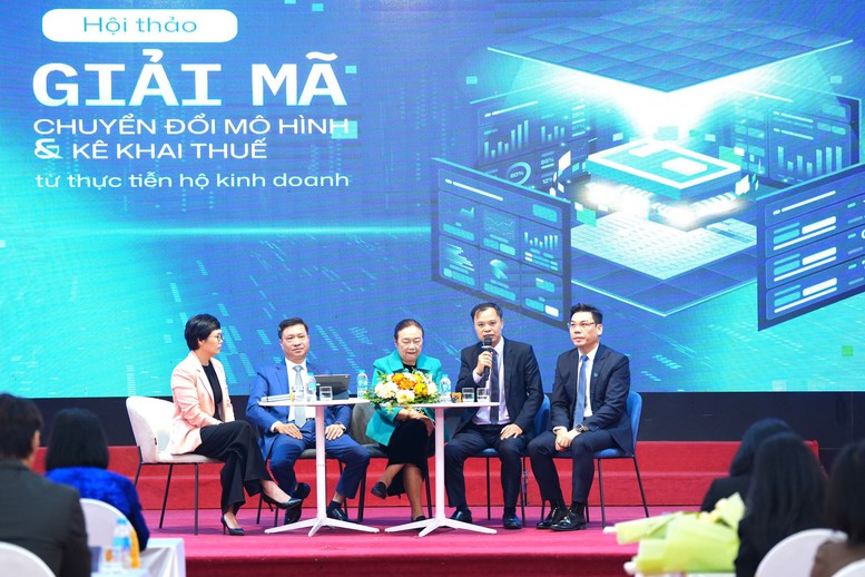 Gỡ vướng để hộ kinh doanh bước vào ‘sân chơi mới’ kê khai thuế- Ảnh 1. Gỡ vướng để hộ kinh doanh bước vào ‘sân chơi mới’ kê khai thuế- Ảnh 1.