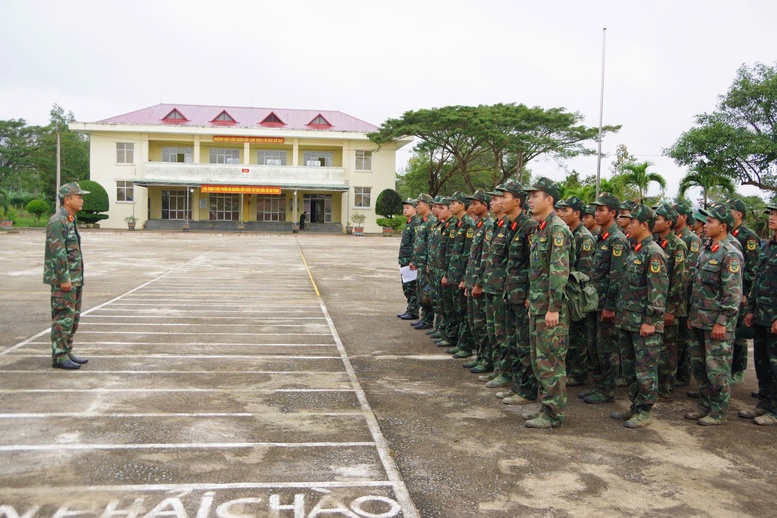 Sư đoàn 2 tăng cường gần 450 cán bộ, chiến sĩ xây dựng nhà cho nhân dân Đắk Lắk- Ảnh 1. Sư đoàn 2 tăng cường gần 450 cán bộ, chiến sĩ xây dựng nhà cho nhân dân Đắk Lắk- Ảnh 1.