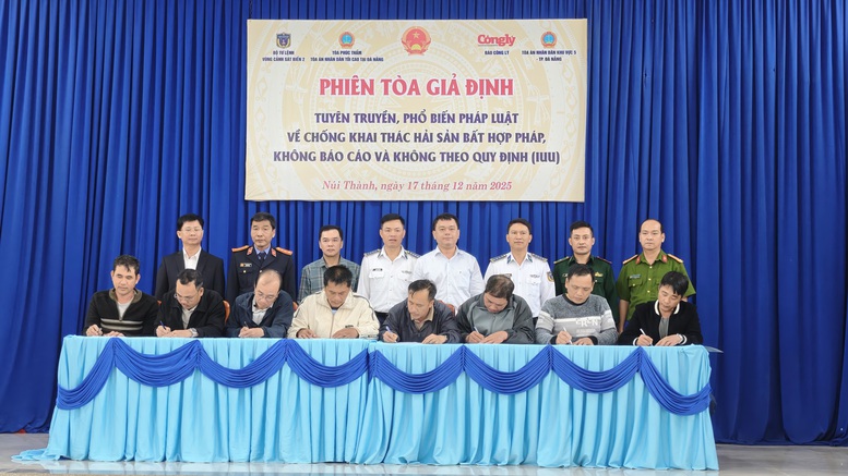 Phiên tòa giả định tuyên truyền chống khai thác IUU tại Đà Nẵng- Ảnh 2.