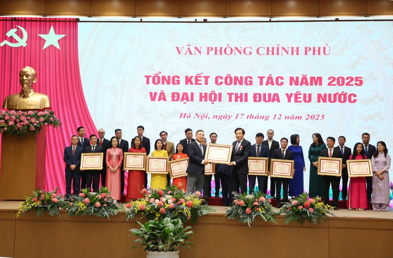 Những hy sinh, cống hiến thầm lặng của Văn phòng Chính phủ là rất đáng ghi nhận- Ảnh 7.