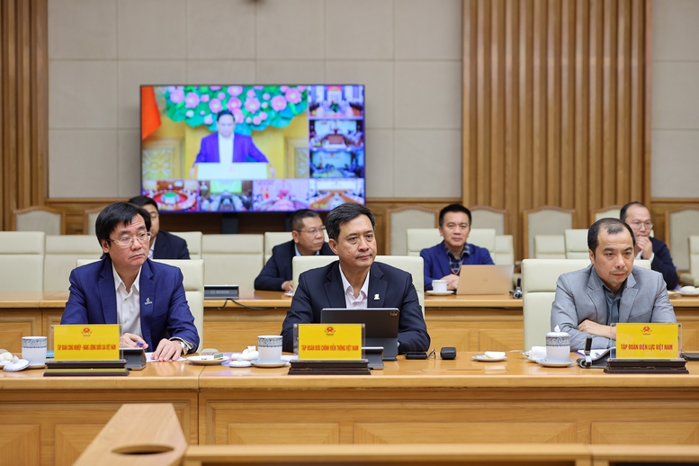 Thủ tướng: Không có lý do để trì hoãn 'Chiến dịch Quang Trung' xây dựng lại nhà ở cho người dân- Ảnh 4.