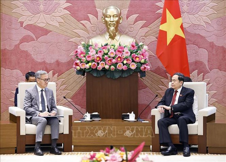 Chủ tịch Quốc hội Trần Thanh Mẫn tiếp Bộ trưởng Ngoại giao Lào