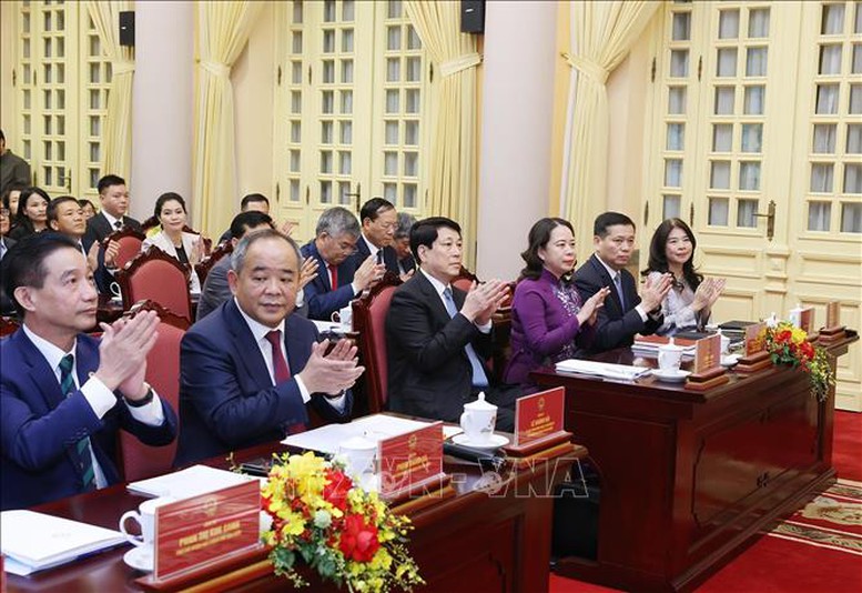 Văn phòng Chủ tịch nước cần tiếp tục tập trung nâng cao chất lượng nghiên cứu, tham mưu chiến lược- Ảnh 2. Văn phòng Chủ tịch nước cần tiếp tục tập trung nâng cao chất lượng nghiên cứu, tham mưu chiến lược- Ảnh 2.