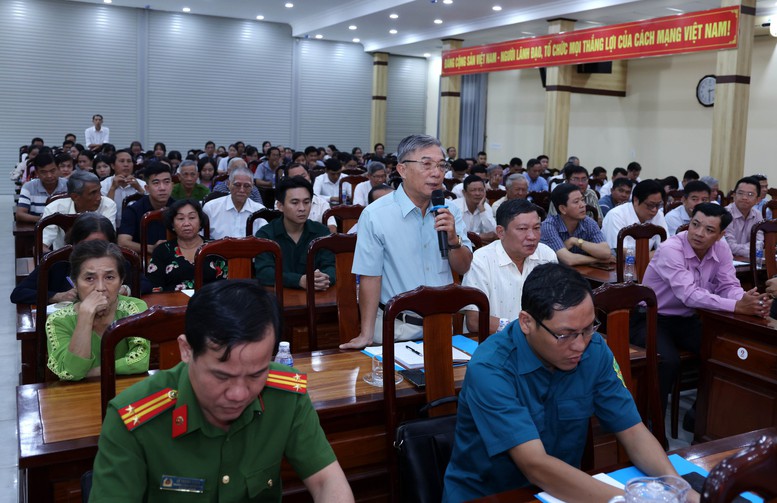 Phó Thủ tướng Lê Thành Long tiếp xúc cử tri An Giang- Ảnh 3.