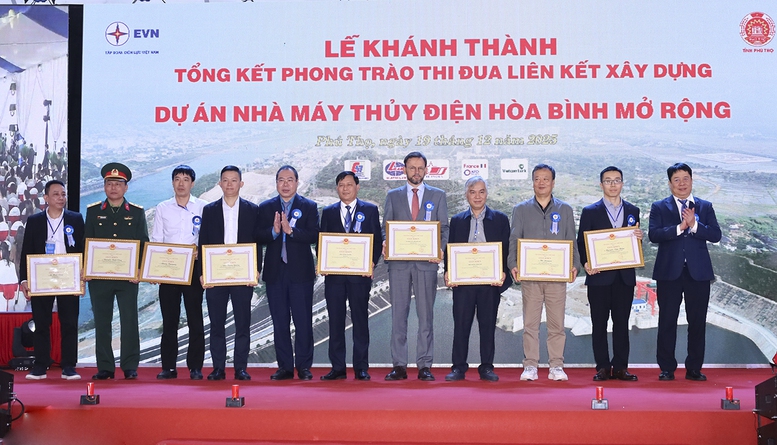 EVN khánh thành Nhà máy Thủy điện Hòa Bình mở rộng- Ảnh 3.