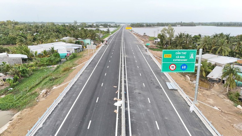 Năm 2025, cả nước đã khởi công, khánh thành 564 công trình, dự án hạ tầng- Ảnh 3.