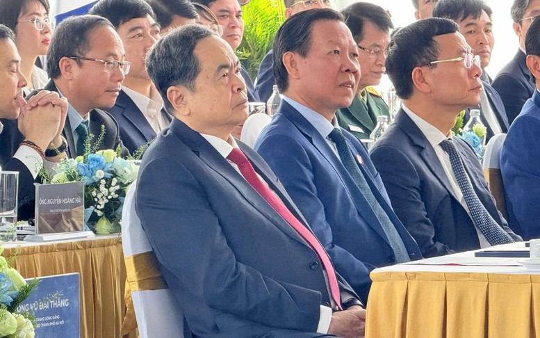 Chủ tịch Quốc hội dự Lễ khởi công Trục Đại lộ Cảnh quan sông Hồng của Thủ đô