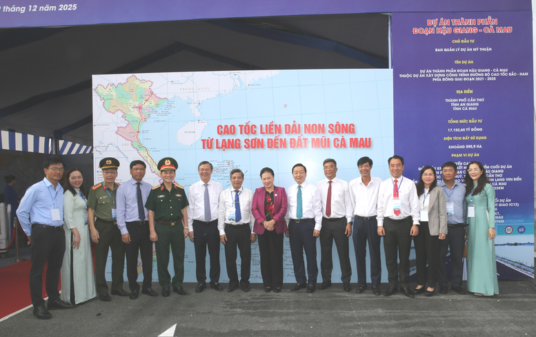 Khánh thành tuyến chính dự án thành phần đoạn Cần Thơ - Hậu Giang và thông xe kỹ thuật đoạn Hậu Giang – Cà Mau- Ảnh 1. Khánh thành tuyến chính dự án thành phần đoạn Cần Thơ - Hậu Giang và thông xe kỹ thuật đoạn Hậu Giang – Cà Mau- Ảnh 1.