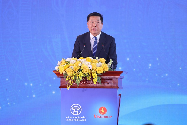 TỔNG THUẬT: Thủ tướng Chính phủ và Chủ tịch Quốc hội dự lễ khởi công, khánh thành 234 dự án lớn trên cả nước- Ảnh 4. TỔNG THUẬT: Thủ tướng Chính phủ và Chủ tịch Quốc hội dự lễ khởi công, khánh thành 234 dự án lớn trên cả nước- Ảnh 4.