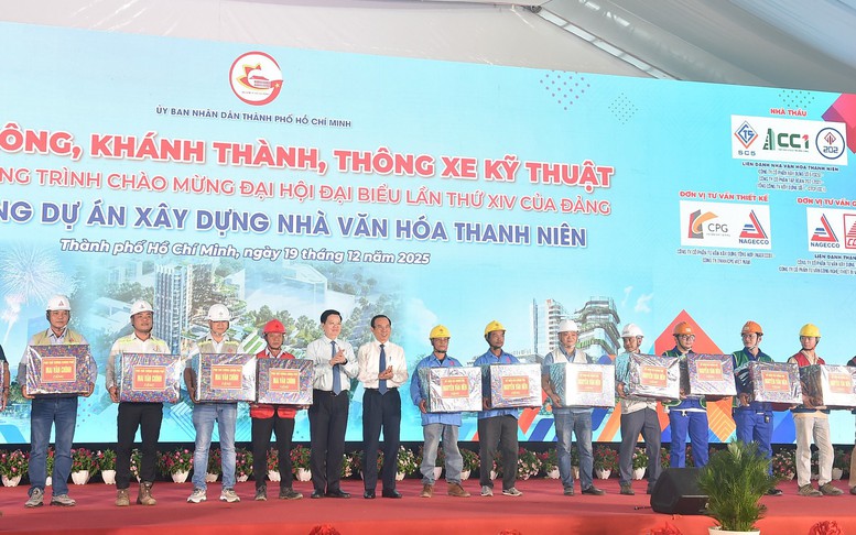 Phó Thủ tướng Mai Văn Chính dự Lễ khởi công Dự án Xây dựng Nhà Văn hóa Thanh niên TPHCM