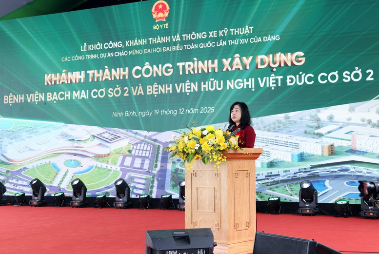 Phó Thủ tướng Lê Thành Long dự khánh thành công trình xây dựng Bệnh viện Bạch Mai và Việt Đức cơ sở 2- Ảnh 3. Phó Thủ tướng Lê Thành Long dự khánh thành công trình xây dựng Bệnh viện Bạch Mai và Việt Đức cơ sở 2- Ảnh 3.