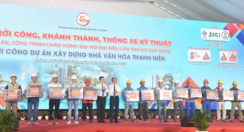 Phó Thủ tướng Mai Văn Chính dự Lễ khởi công Dự án Xây dựng Nhà Văn hóa Thanh niên TPHCM- Ảnh 2.