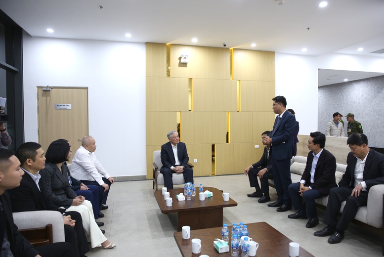 Phó Thủ tướng Thường trực Chính phủ Nguyễn Hòa Bình thăm, kiểm tra một số dự án tại Quảng Ninh- Ảnh 5.