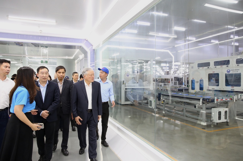 Phó Thủ tướng Thường trực Chính phủ Nguyễn Hòa Bình thăm, kiểm tra một số dự án tại Quảng Ninh- Ảnh 2.