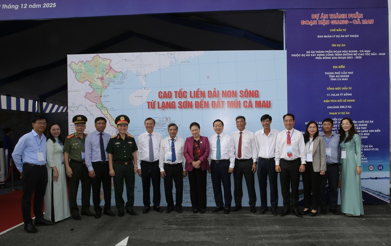 CẬP NHẬT: Thủ tướng Chính phủ và Chủ tịch Quốc hội dự lễ khởi công, khánh thành 234 dự án lớn trên cả nước- Ảnh 7.