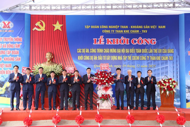 TKV khởi công 2 dự án trọng điểm chào mừng Đại hội Đảng toàn quốc lần thứ XIV- Ảnh 1.