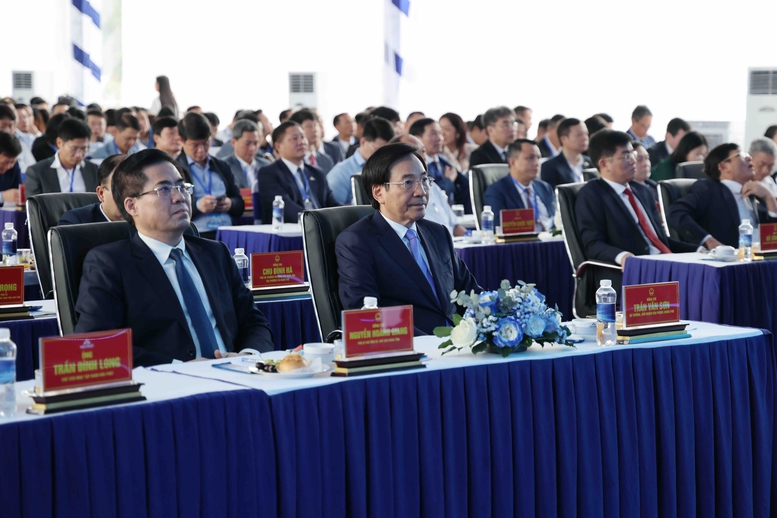 CẬP NHẬT: Thủ tướng Chính phủ và Chủ tịch Quốc hội dự lễ khởi công, khánh thành 234 dự án lớn trên cả nước- Ảnh 16.