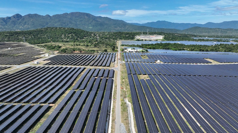 EVN đồng loạt khởi công, khánh thành các công trình năng lượng trên cả nước- Ảnh 6.