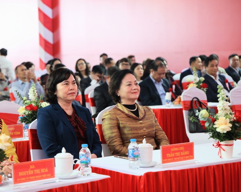Phó Thủ tướng Phạm Thị Thanh Trà dự lễ khởi công Khu công nghiệp Quế Võ II – giai đoạn 2 tại Bắc Ninh- Ảnh 2. Phó Thủ tướng Phạm Thị Thanh Trà dự lễ khởi công Khu công nghiệp Quế Võ II – giai đoạn 2 tại Bắc Ninh- Ảnh 2.