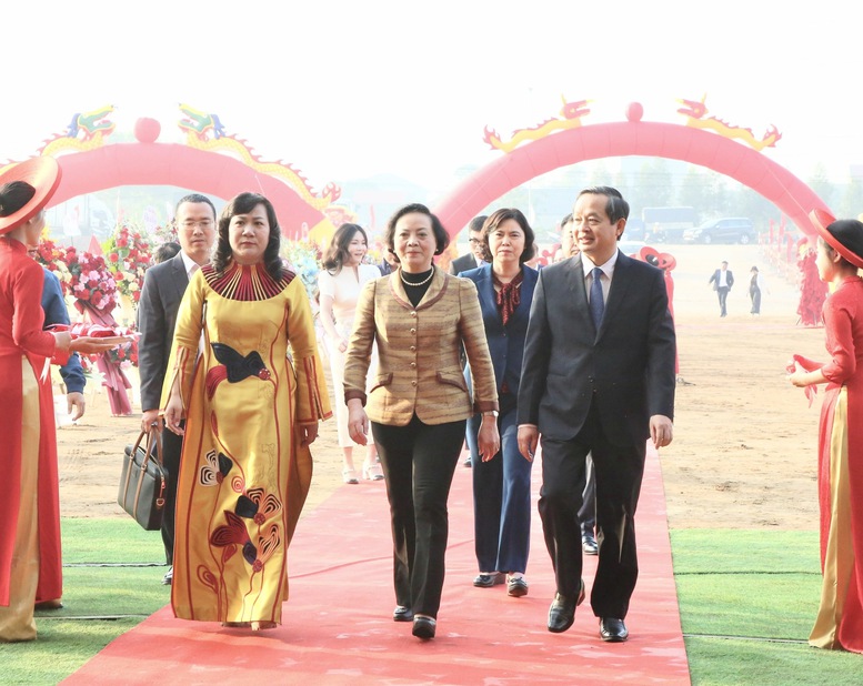 Phó Thủ tướng Phạm Thị Thanh Trà dự lễ khởi công Khu công nghiệp Quế Võ II – giai đoạn 2 tại Bắc Ninh- Ảnh 1. Phó Thủ tướng Phạm Thị Thanh Trà dự lễ khởi công Khu công nghiệp Quế Võ II – giai đoạn 2 tại Bắc Ninh- Ảnh 1.