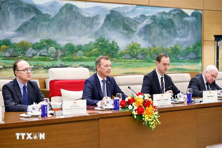 Chủ tịch Quốc hội Trần Thanh Mẫn tiếp Phó Chủ tịch Thứ nhất Hội đồng Liên bang Quốc hội LB Nga- Ảnh 4. Chủ tịch Quốc hội Trần Thanh Mẫn tiếp Phó Chủ tịch Thứ nhất Hội đồng Liên bang Quốc hội LB Nga- Ảnh 4.